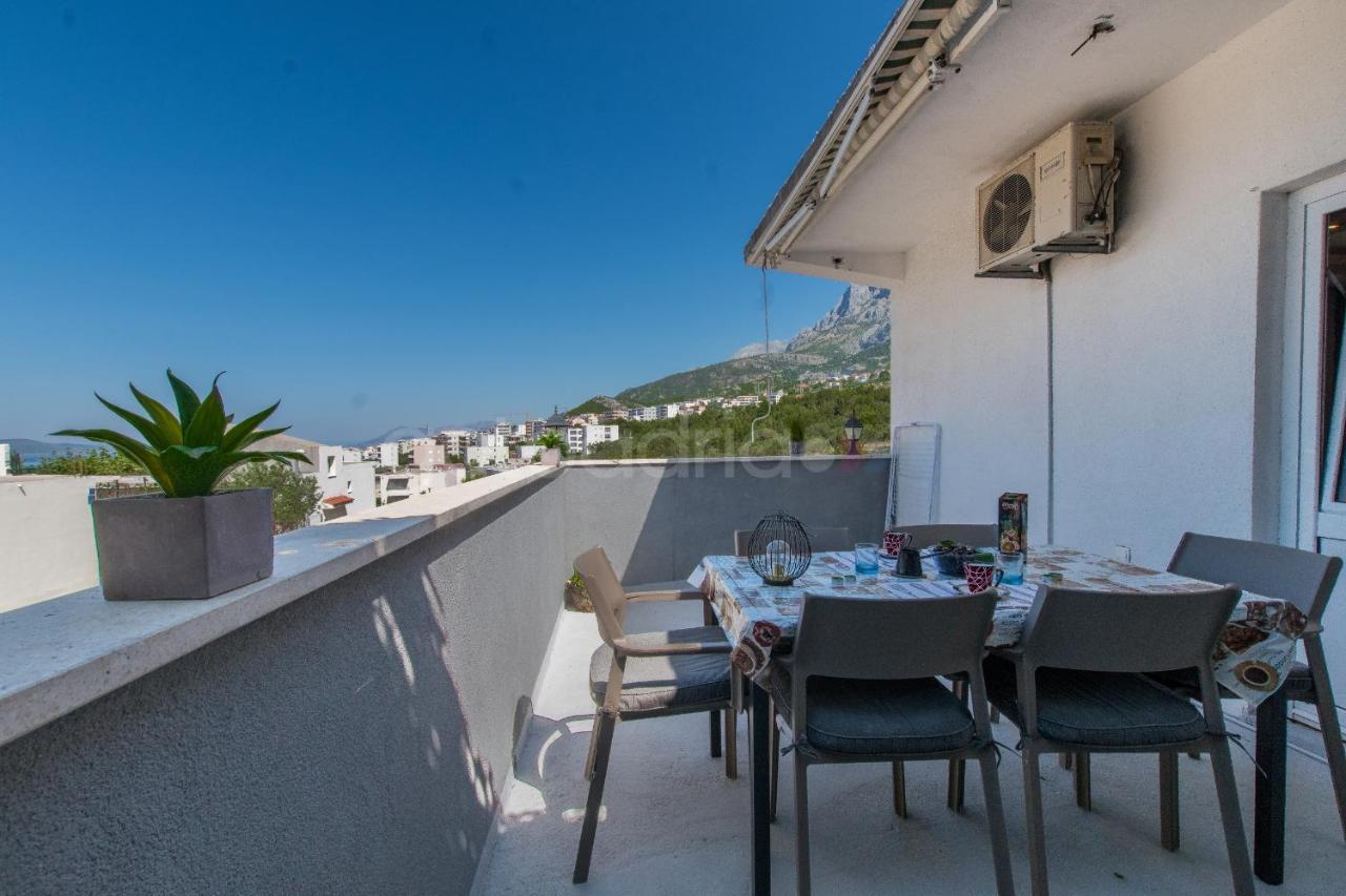 Apartment Vesna With Balcony & Free Parking มาคาร์สกา ภายนอก รูปภาพ